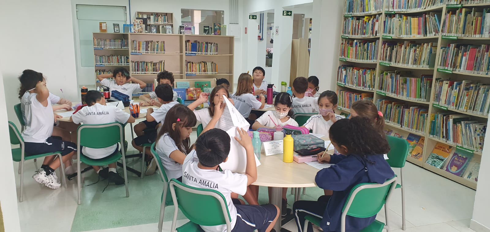 Projeto Leitor em prática no Colégio Santa Amália Saúde estimula benefícios da leitura