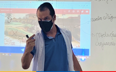 Espaço Athena: Conheça um dos projetos do professor de História, Marco Aurélio