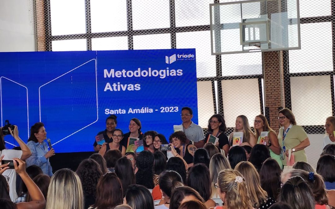 Equipes do Colégio Santa Amália Saúde e Maple Bear Tatuapé se reúnem em preparação para o ano letivo de 2023.