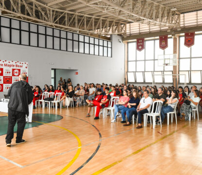 Maple Bear Tatuapé realiza Feira de Profissões com a presença de representantes de renomadas universidades.